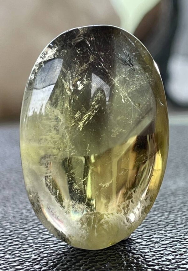 Lemonkwarts knuffelsteen plat