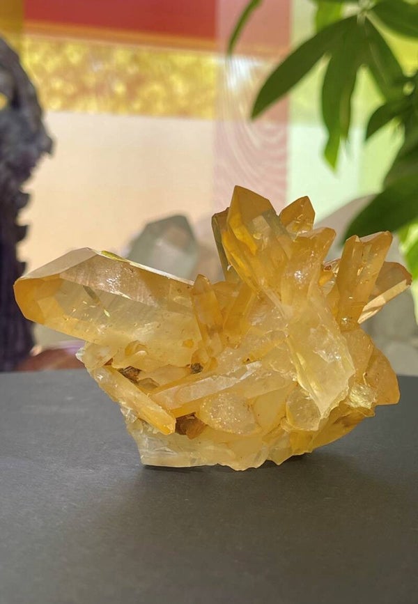 Tangerinekwarts cluster uit Brazilië ruw, groot