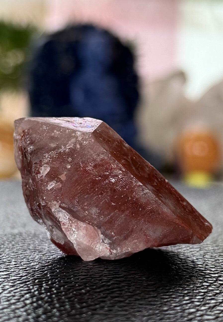 Lemurische Hematietkwarts  punt uit Madagaskar, medium