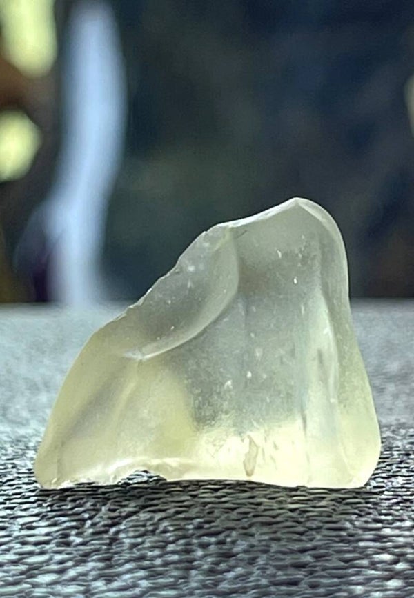 Libisch goud tektiet uit Egypte ruw, klein