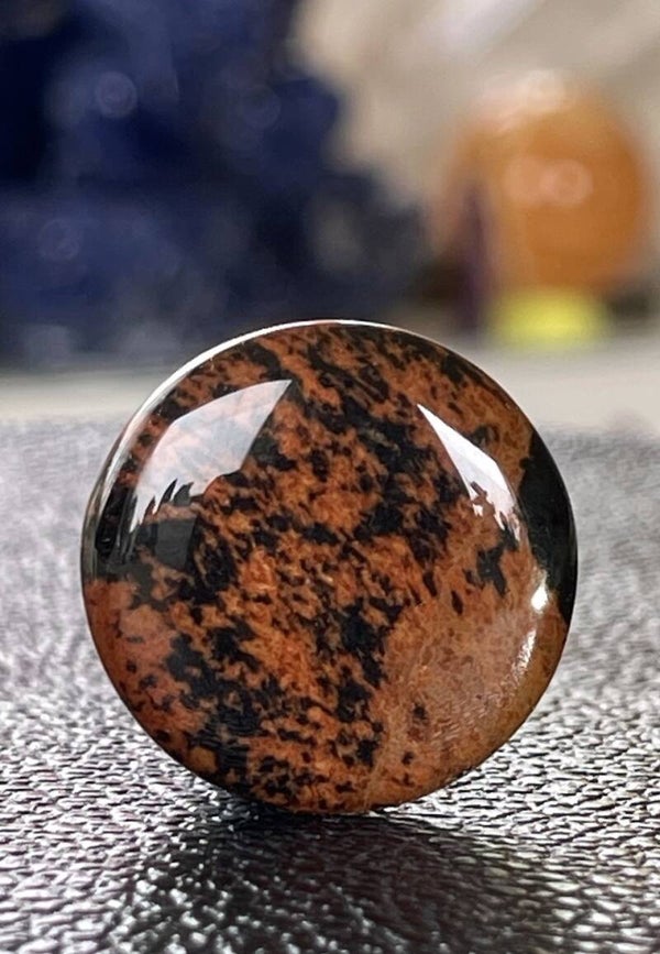 Mahonie Obsidiaan edelsteen cabochon rond, medium