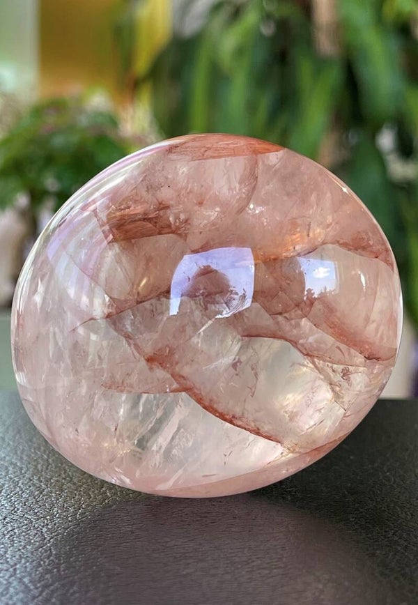 Maria Magdalena Lemurian Kwarts handsteen, extra groot