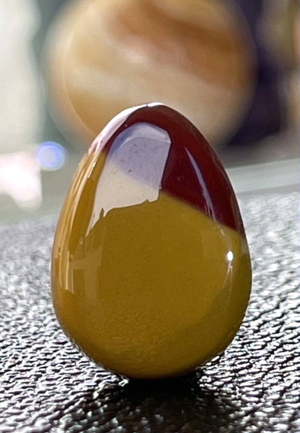 Mookaiet edelsteen cabochon druppel, medium