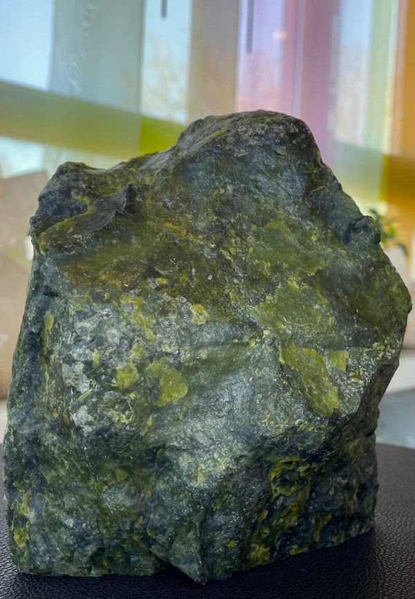 Nefriet Jade uit Aghanistan ruw, kan staan, groot