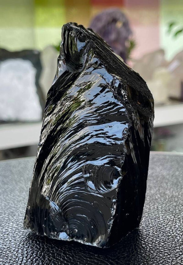 Obsidiaan uit Brazilië ruw, medium-groot