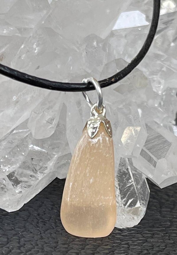 Seleniet oranje hangertje, met veter