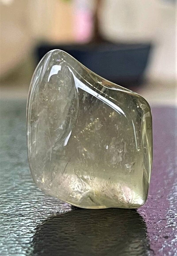 Prasioliet trommelsteen