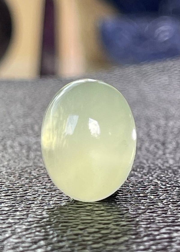 Prehniet edelsteen cabochon ovaal, klein-medium