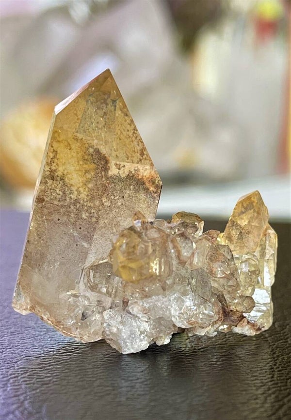 Protectorkwarts met Hematiet cluster ruw, klein