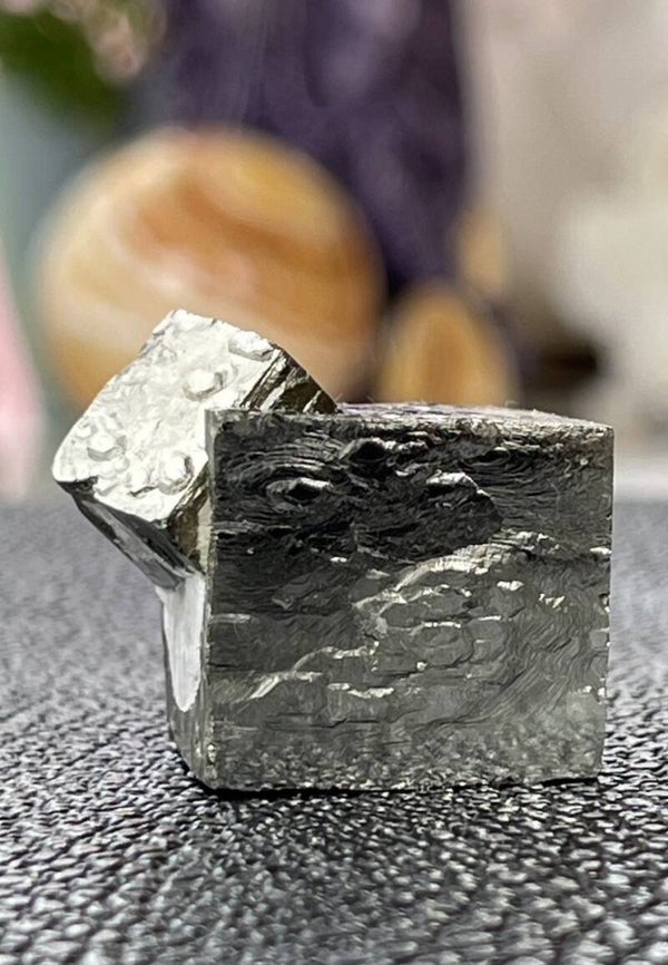 Pyriet kubus uit Spanje ruw, klein