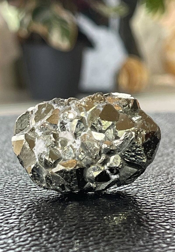 Pyriet uit Peru ruw, klein