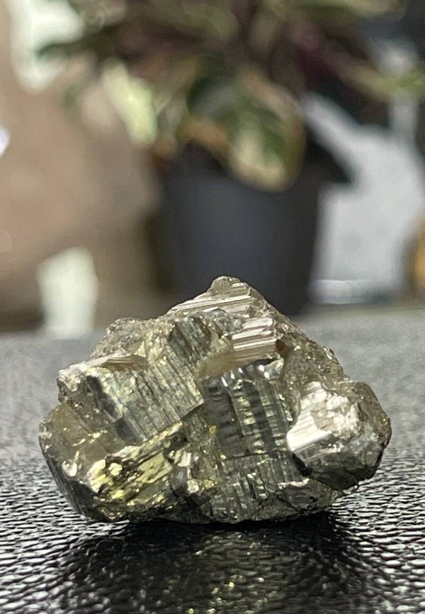 Pyriet uit Peru ruw, klein