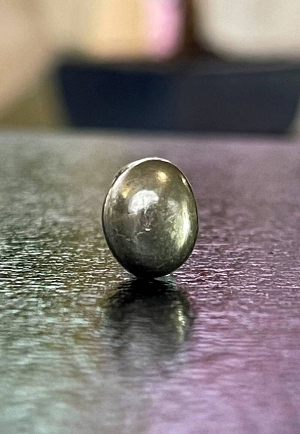 Pyriet edelsteen cabochon ovaal, klein