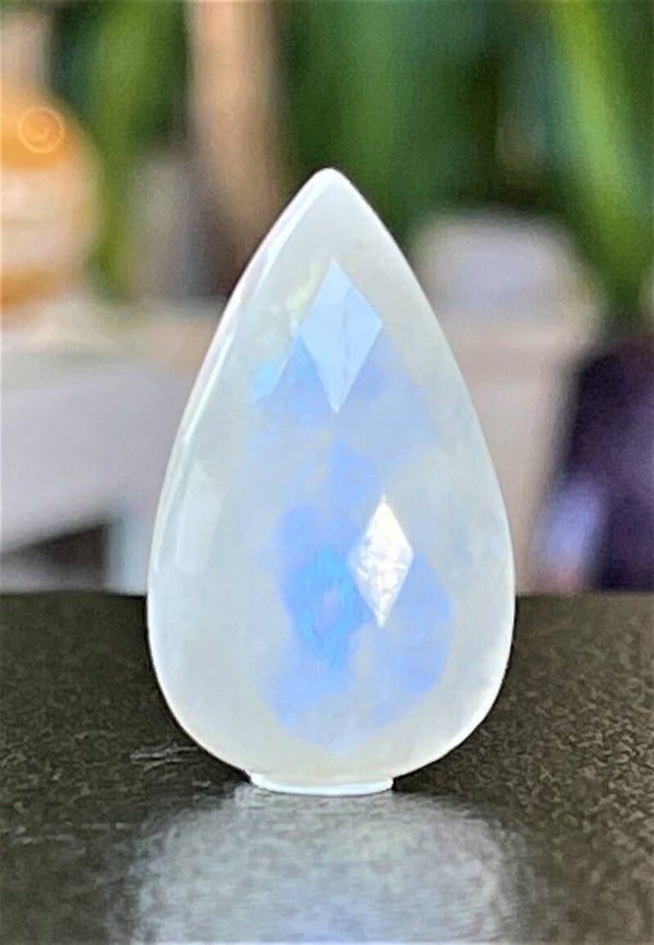 Regenboog Maansteen edelsteen checker facet geslepen druppel, medium