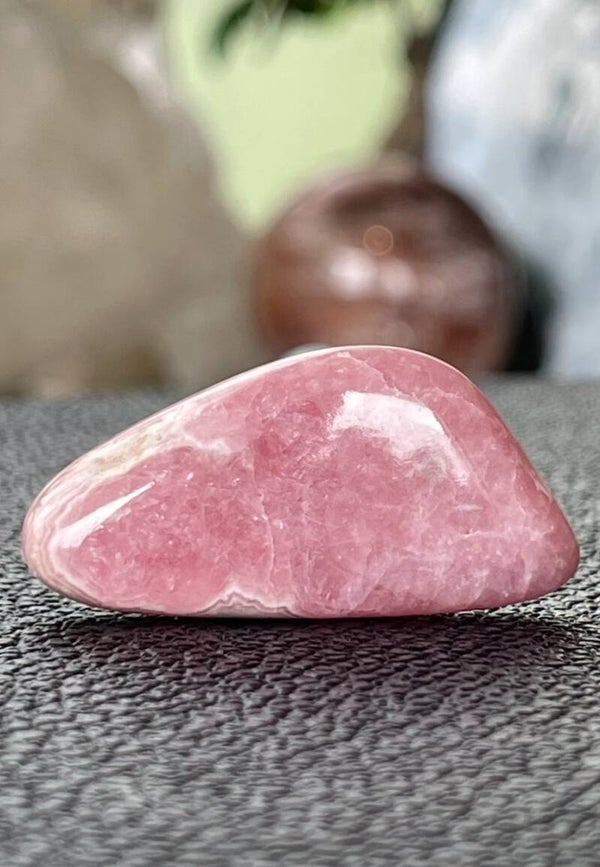 Rhodochrosiet knuffelsteen plat