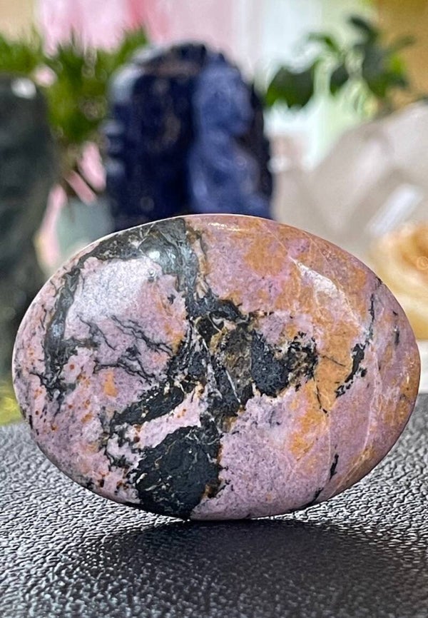 Rhodoniet handsteen, medium