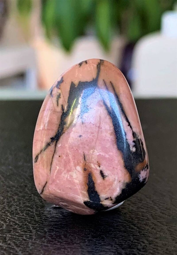 Rhodoniet trommelsteen