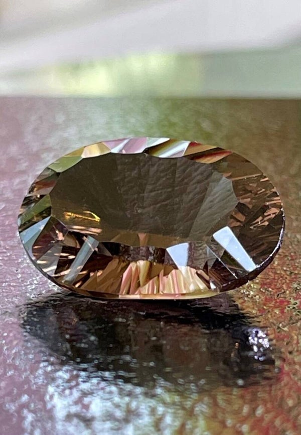 Rookkwarts edelsteen facet geslepen ovaal, groot