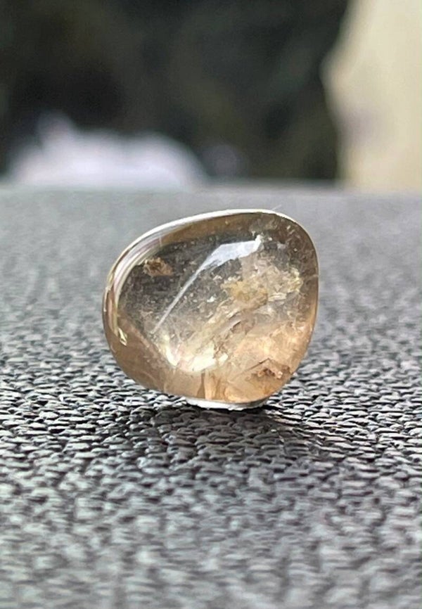 Rookkwarts trommelsteen, klein