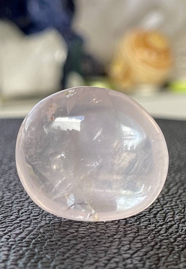 Rozenkwarts knuffelsteen plat, klein