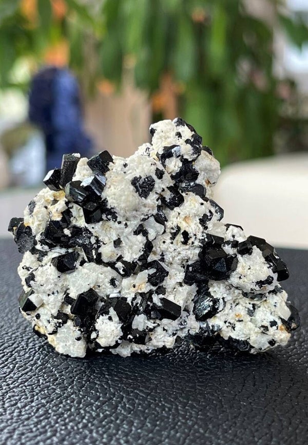 Schörl of zwarte Toermalijn uit Namibië ruw, klein-medium