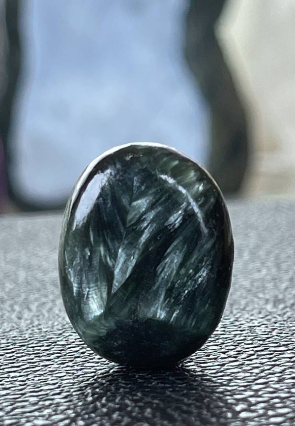 Serafiniet knuffelsteen plat, heel klein