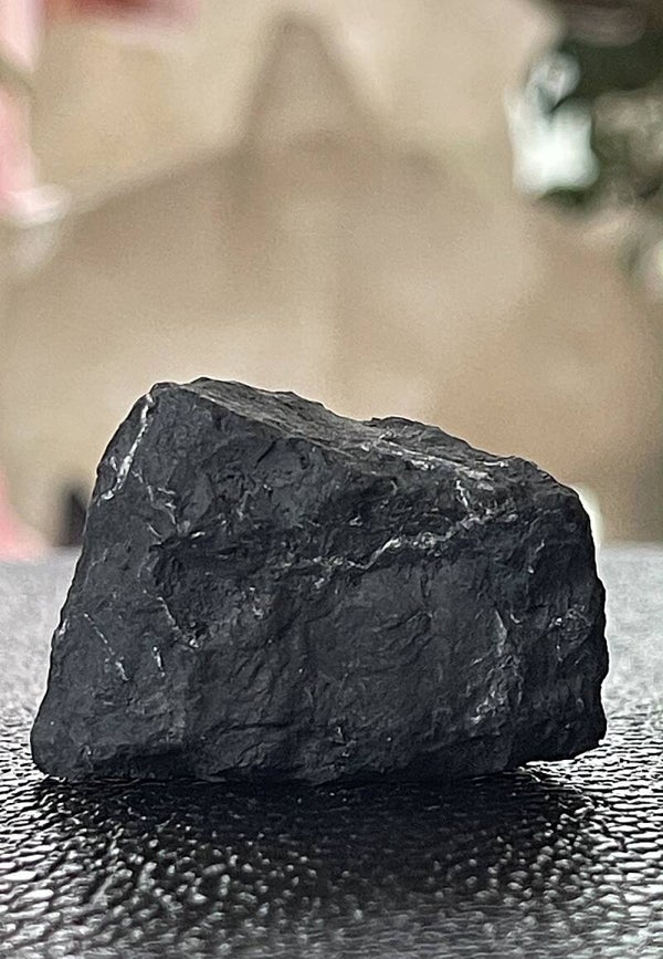 Shungiet uit Rusland ruw, klein
