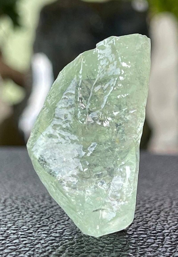 Smaragd Calciet uit Mexico ruw, klein