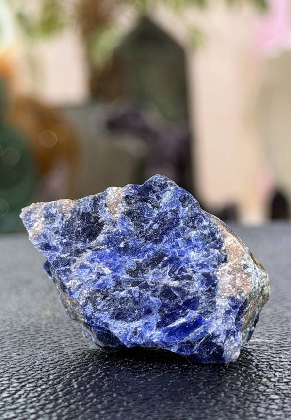 Sodaliet uit Brazilië ruw, klein
