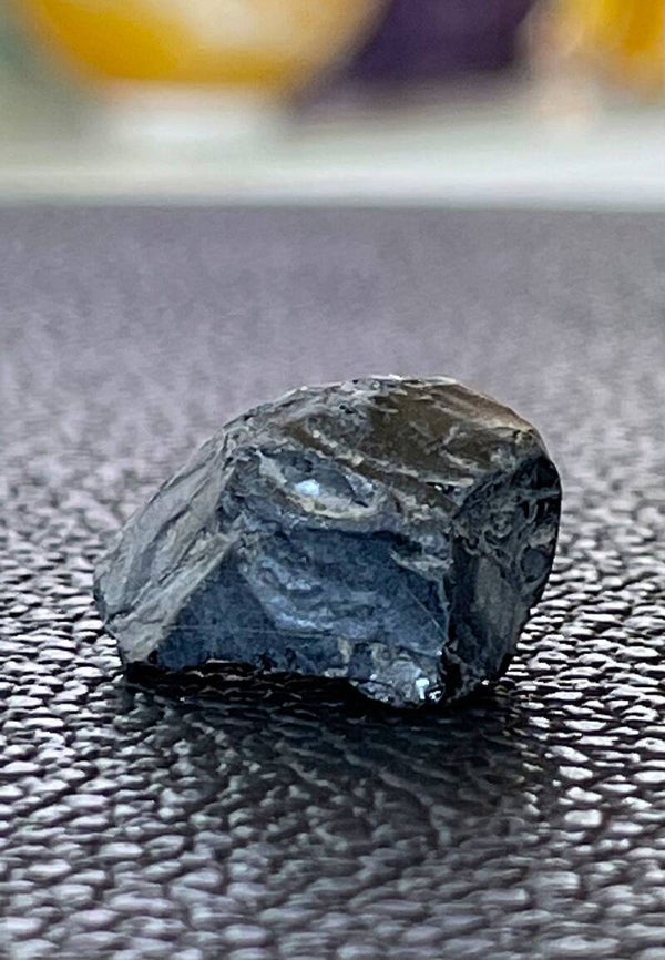 Spinel ruw, klein