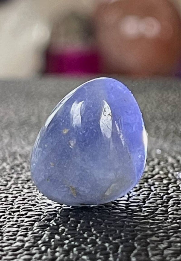 Tanzaniet trommelsteen, klein