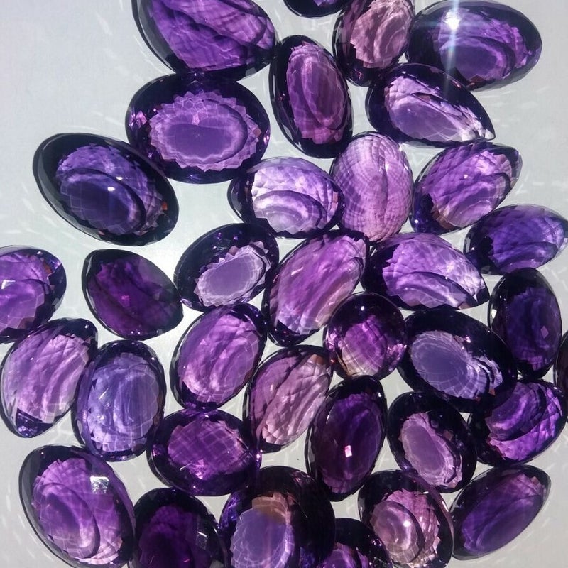 Dumortieriet Edelsteen cabochon ovaal, medium | Jalla Stones Dumortieriet Edelsteen cabochon ovaal, medium | Jalla Stones