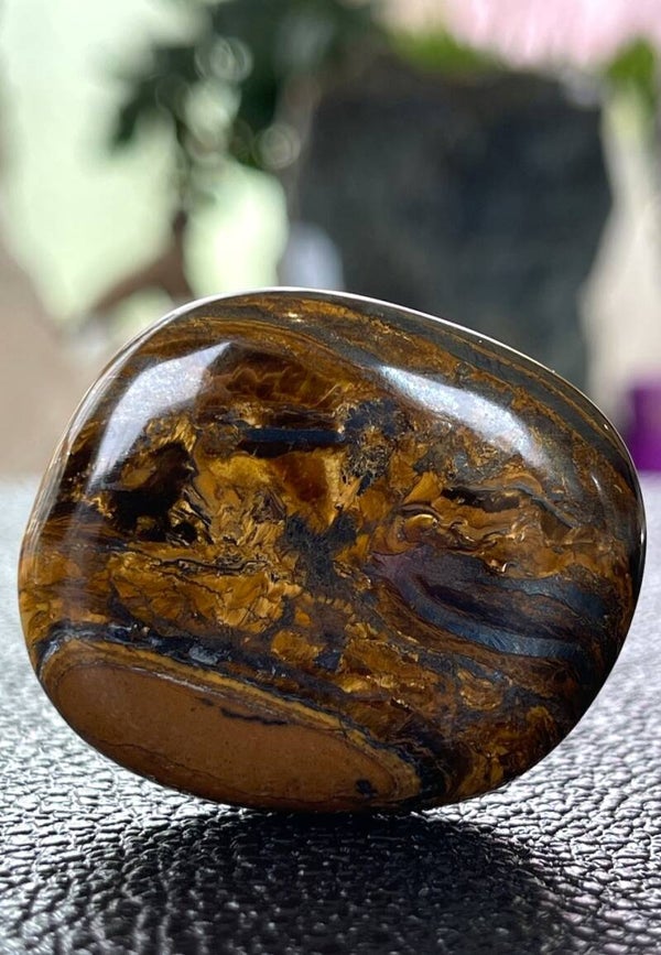 Tijgerijzer knuffelsteen plat