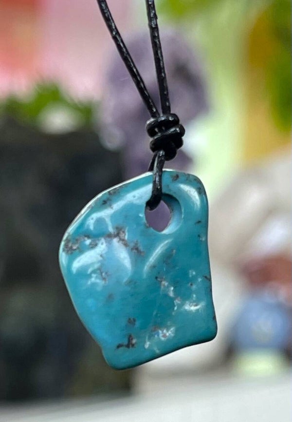 Turkoois hangertje doorboord uit Arizona, met veter