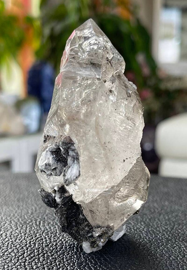 Vensterkwarts dubbeleinder punt met Pyriet en Calciet uit Spanje ruw, medium