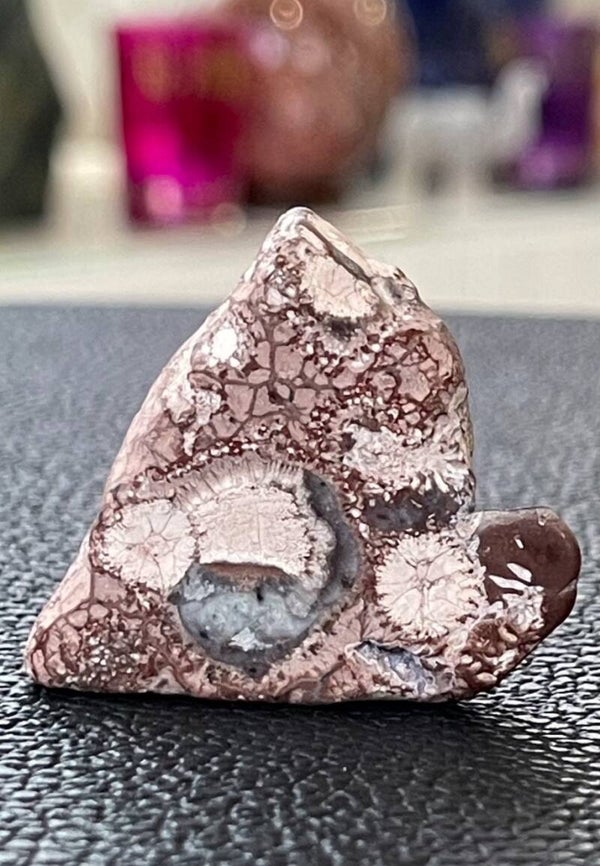 Vogeloog Jaspis knuffelsteen plat