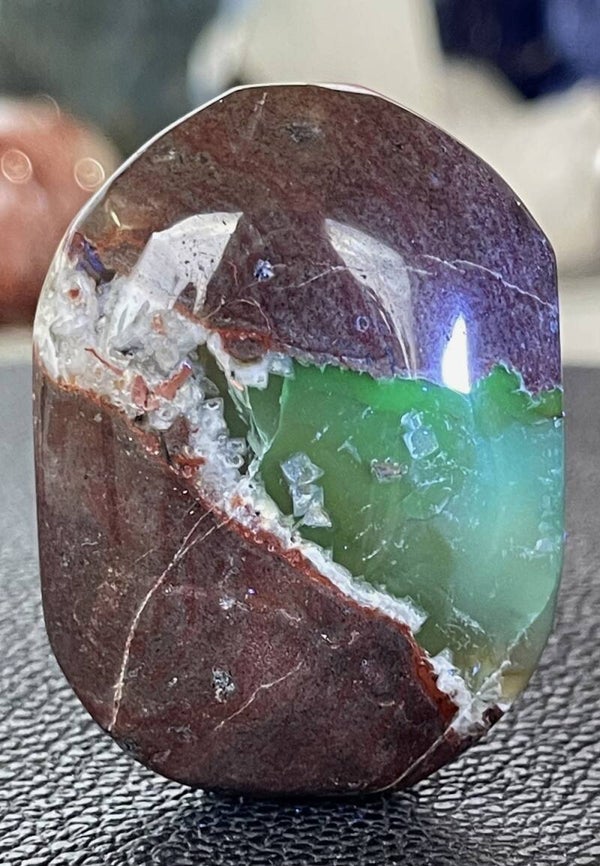 Vulkaan Agaat of Lava Agaat uit Indonesië handsteen, medium