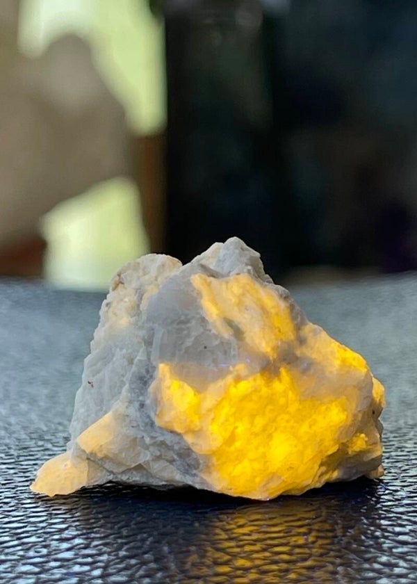 Werneriet uit Canada ruw (UV), klein