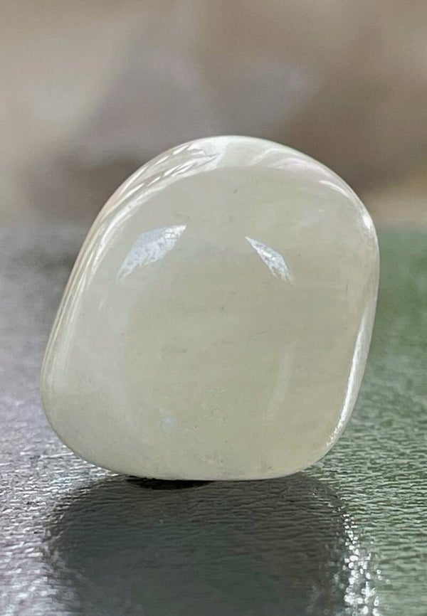 Zwavelkwarts trommelsteen