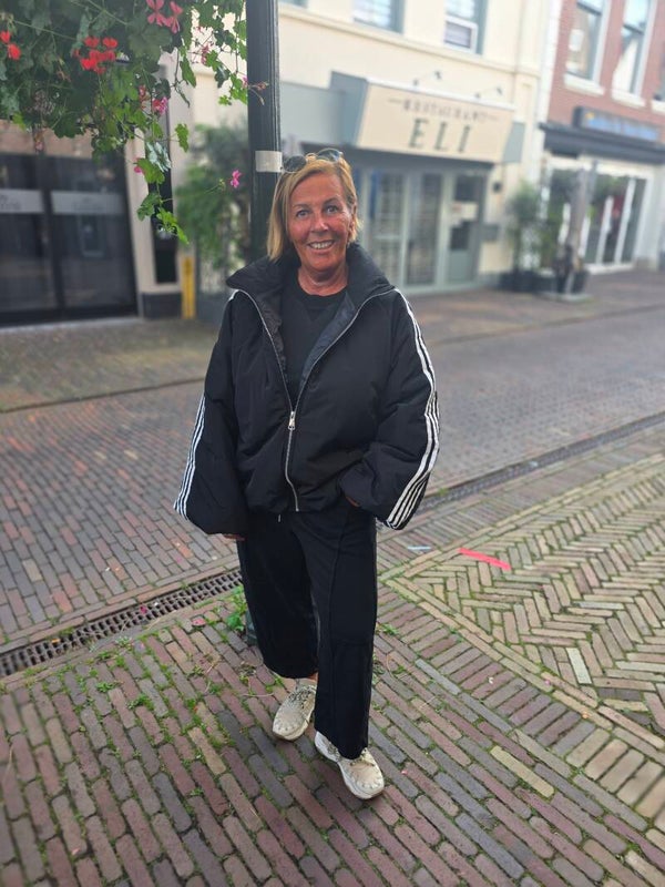 Jas streep zwart