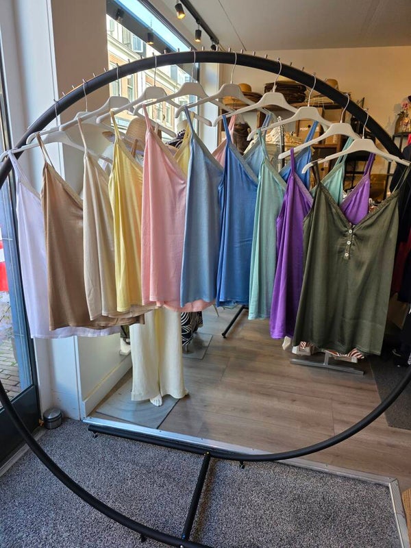 Hemd top glans spaghetti bandjes