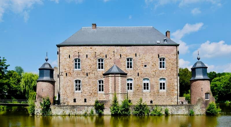 kasteel-erenstein-limburg-standard.jpg