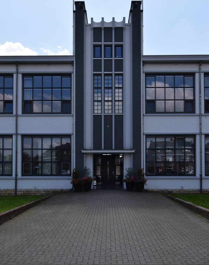 kerkrade-ambachtsschool-standard.jpg