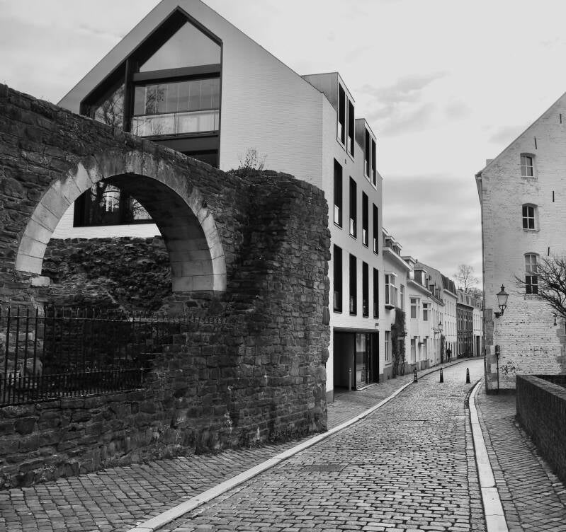 maastricht-looiersgracht-werner-mantz-standard-74fkp0.jpg