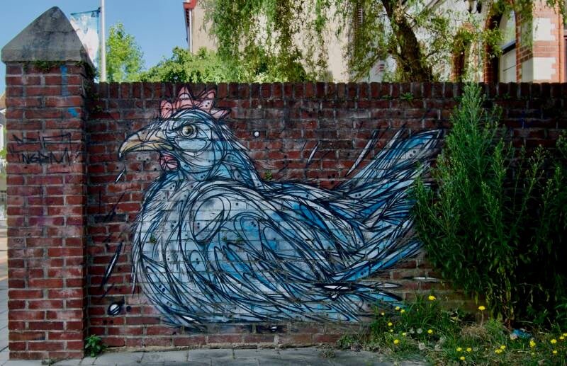 mural-waiting-for-an-egg-heerlen-standard.jpg