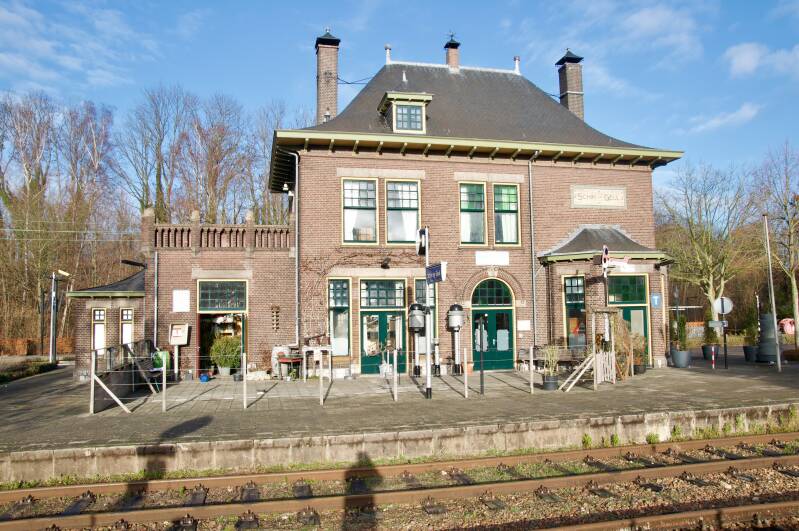 station-schin-op-geul-standard.jpg