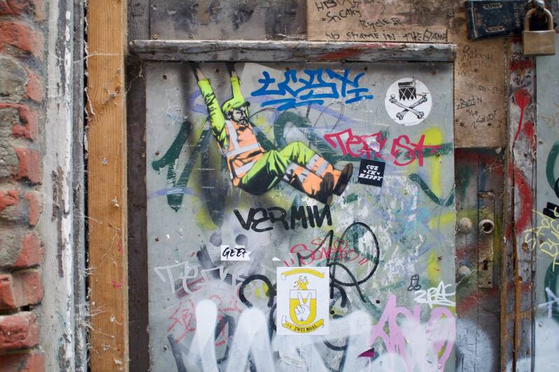street-art-uilegats-heerlen-standard.jpg