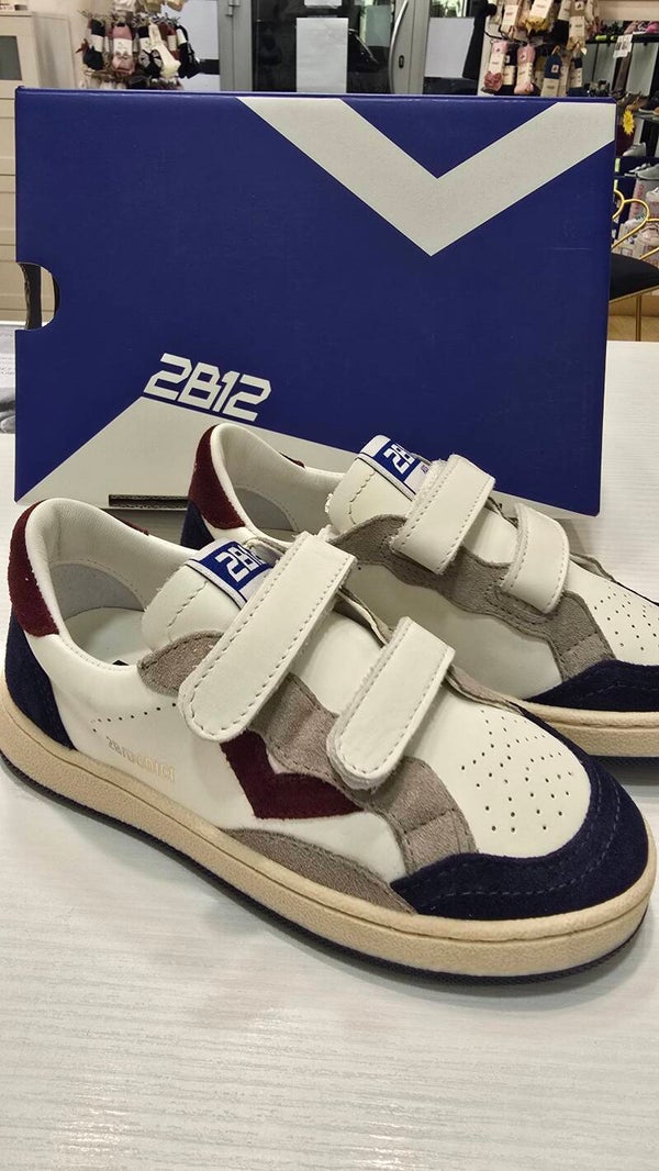 Sneakers 2b12