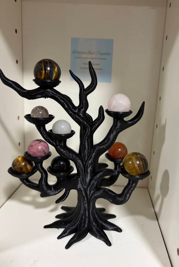 3D Printed tree with crystal spheres