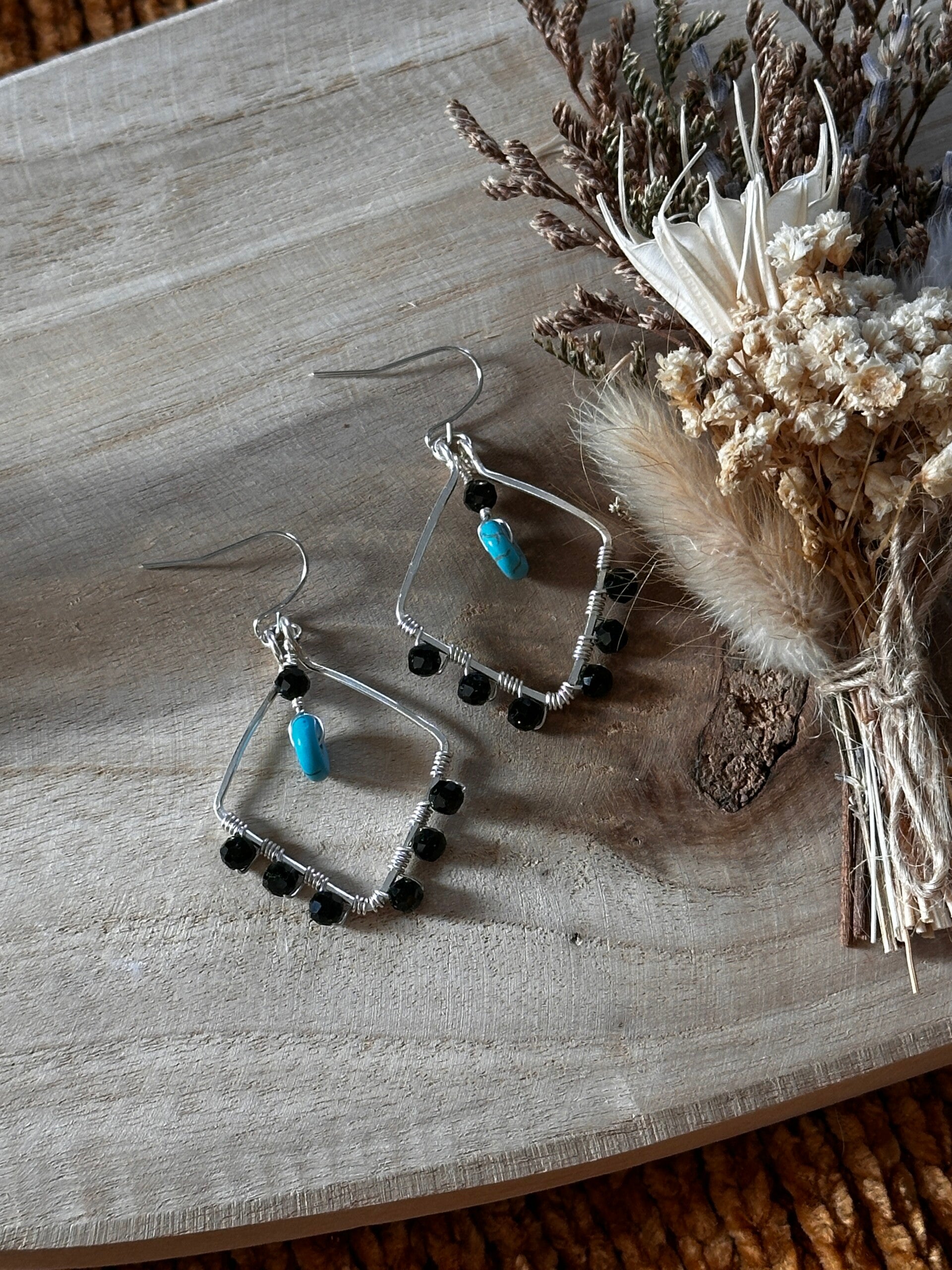 Rhombus Sandstone & Turquoise